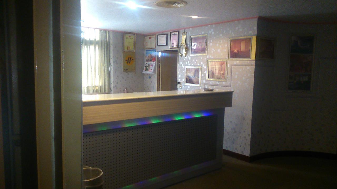 Teresa Hotel Toufen Esterno foto
